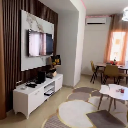 Seafront Infinity Apartament Durrës